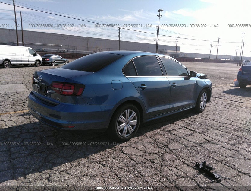 3VW2B7AJ4HM246381