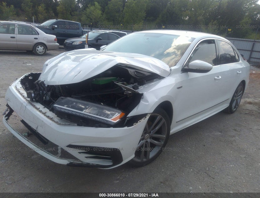 1VWDT7A38HC072324