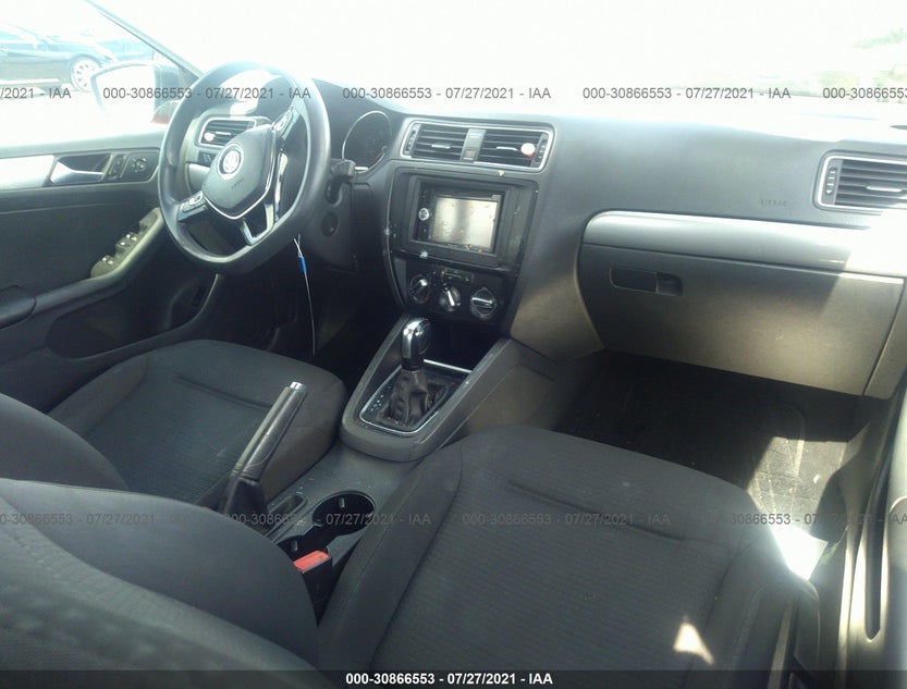 3VWD17AJ3FM256392