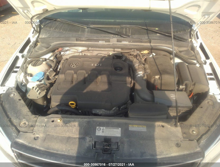 3VWLA7AJ9FM240256