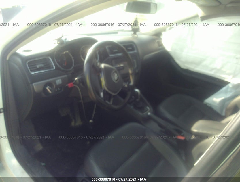 3VWLA7AJ9FM240256