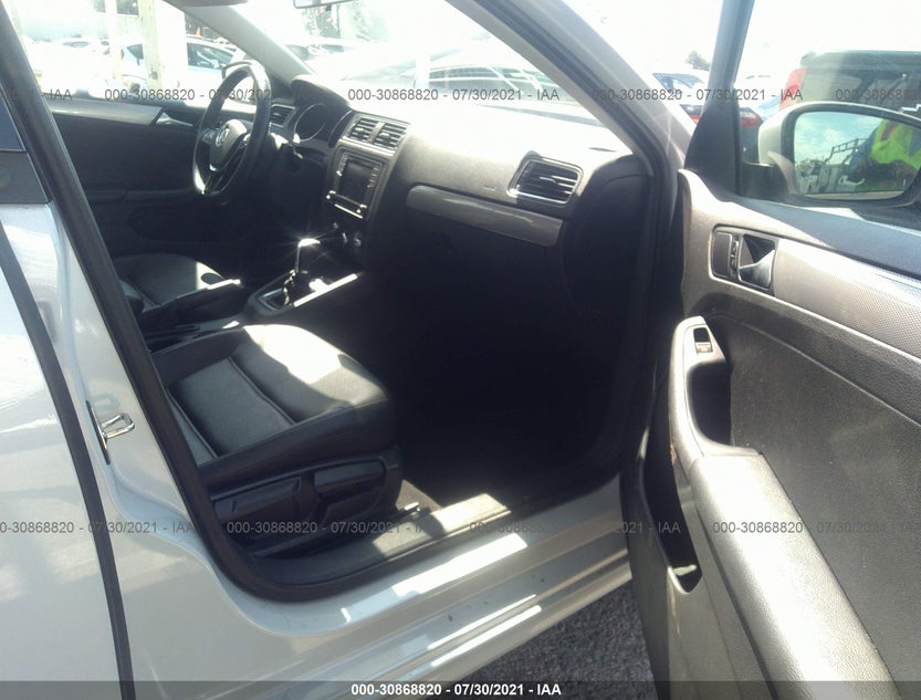 3VWDB7AJ7HM358990