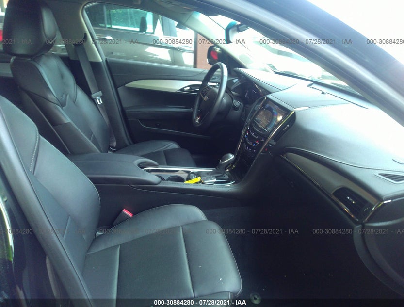 1G6AF5RX8J0180817