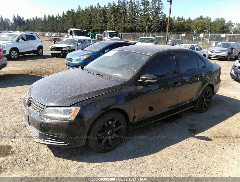 3VWB17AJ9EM380723