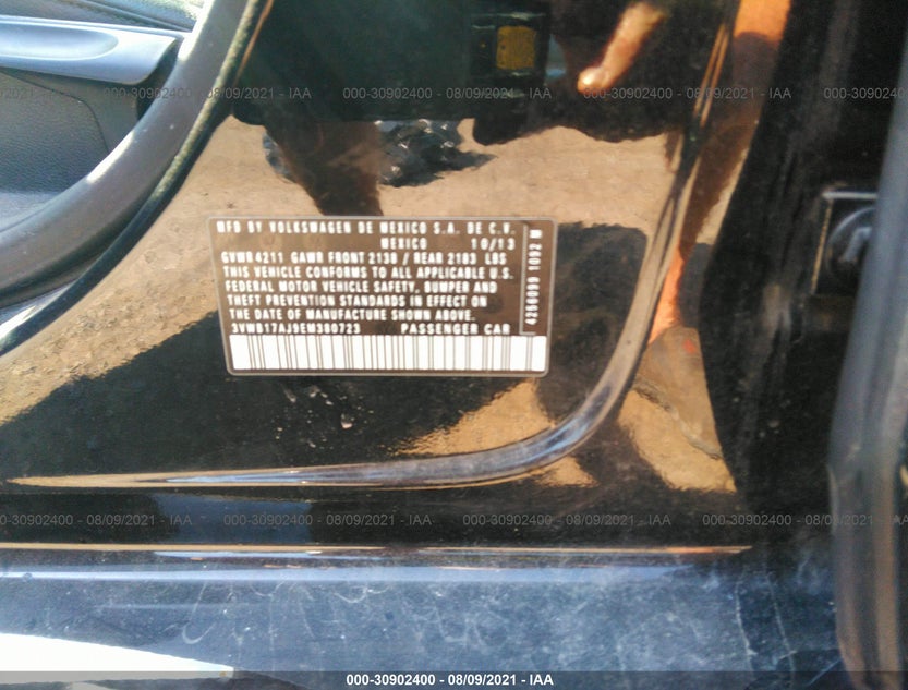 3VWB17AJ9EM380723