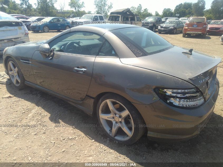 VIN WDDPK3JA4GF115568 2016 Mercedes-Benz SLK-Class,... no.3