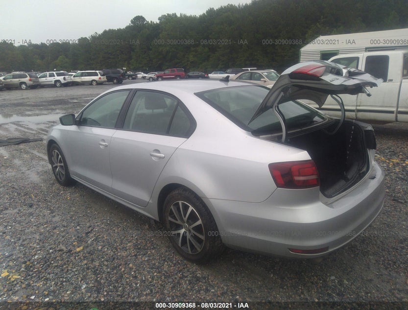 3VW267AJ9GM305931