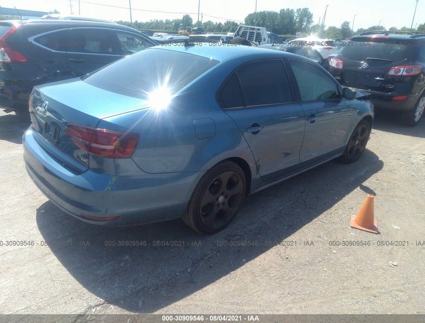3VW167AJ3GM320565