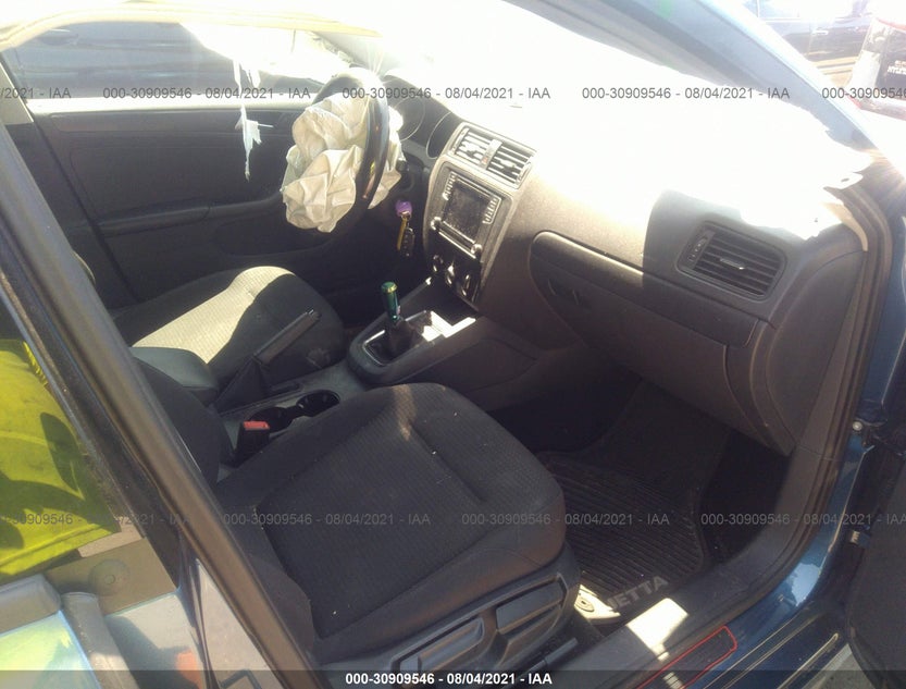 3VW167AJ3GM320565