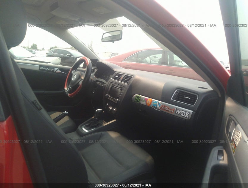 3VWLL7AJ7CM330625
