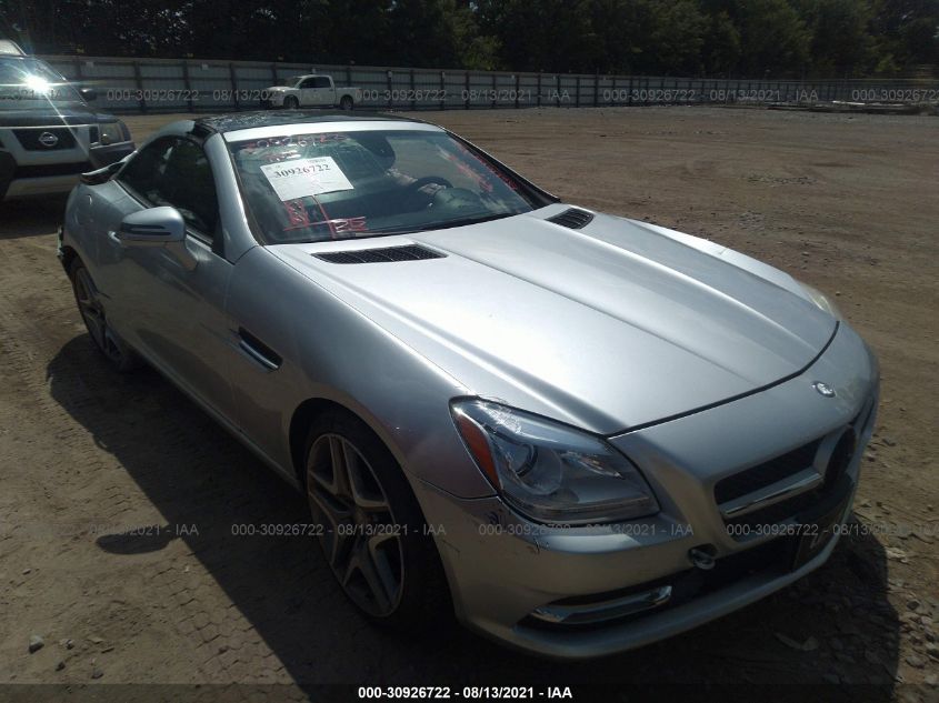 VIN WDDPK4HA8DF069878 2013 Mercedes-Benz SLK-Class,... no.1