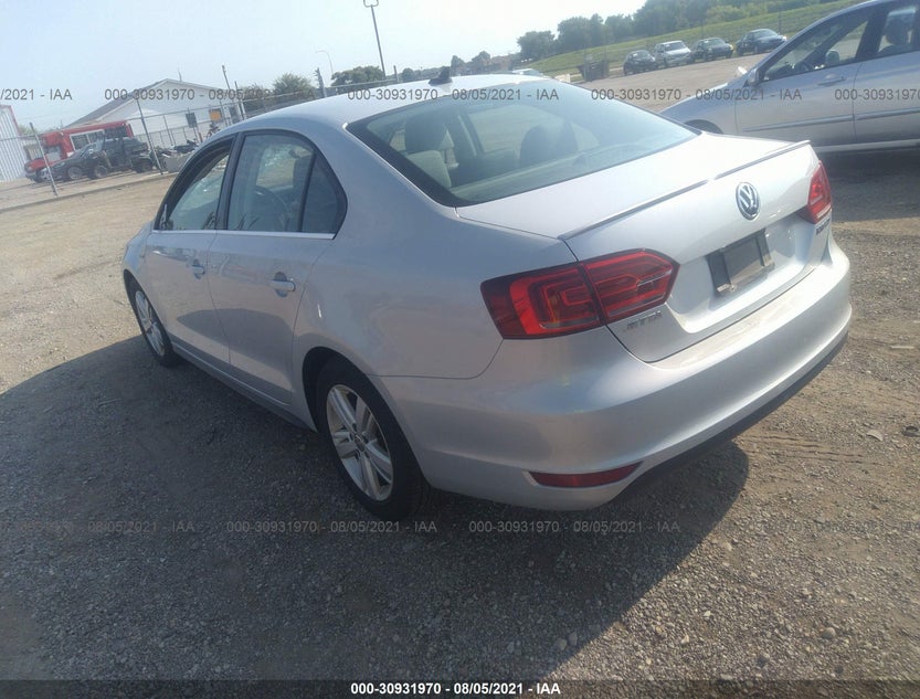 3VW637AJ3DM223988