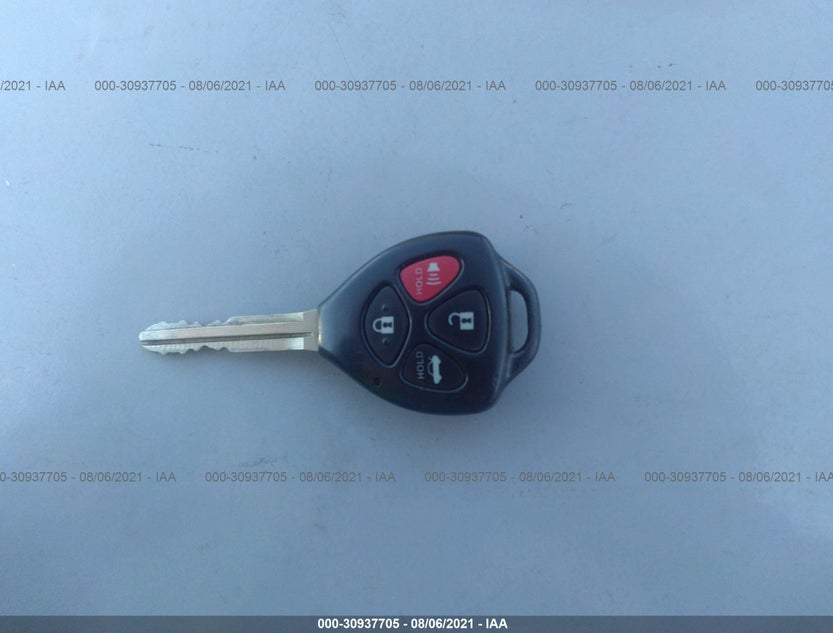 4T4BF3EK7BR138005