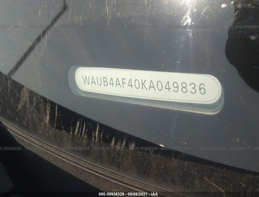 WAUB4AF40KA049836 фото 9
