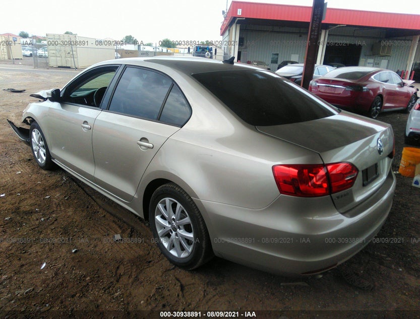 3VWDP7AJ1CM472557
