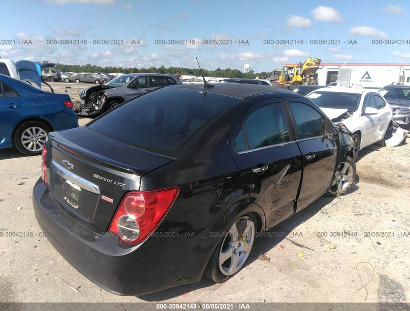 1G1JE5SB4E4233745
