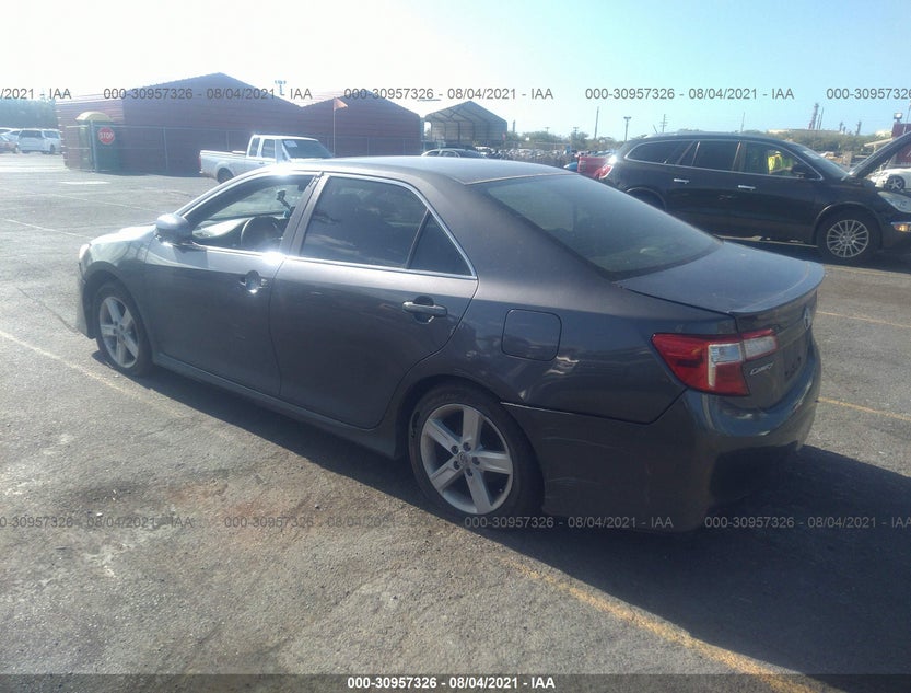 4T1BF1FK9CU186250