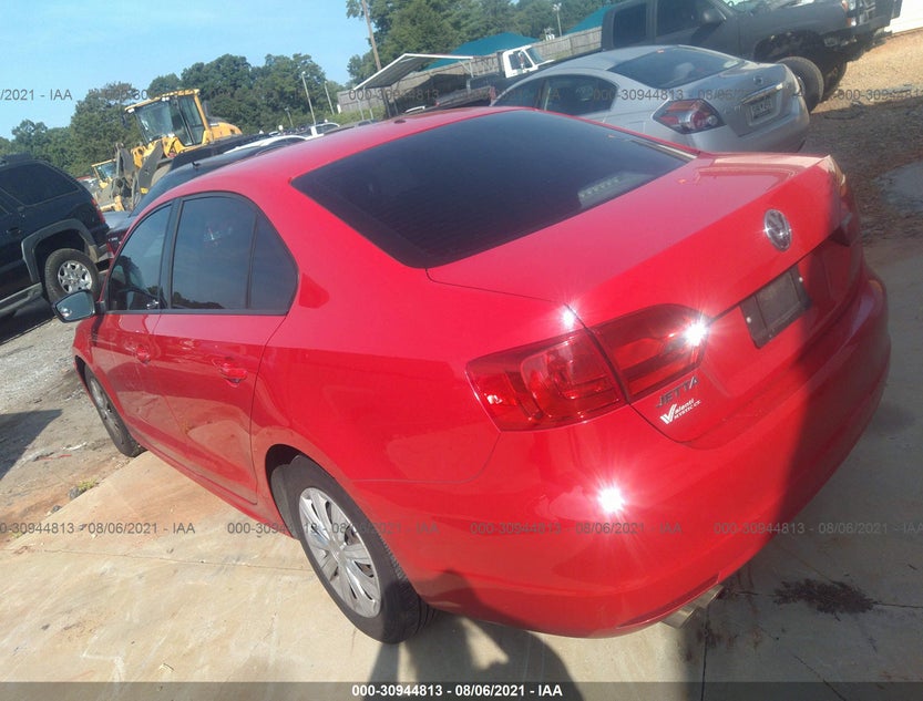 3VW1K7AJ8BM399669