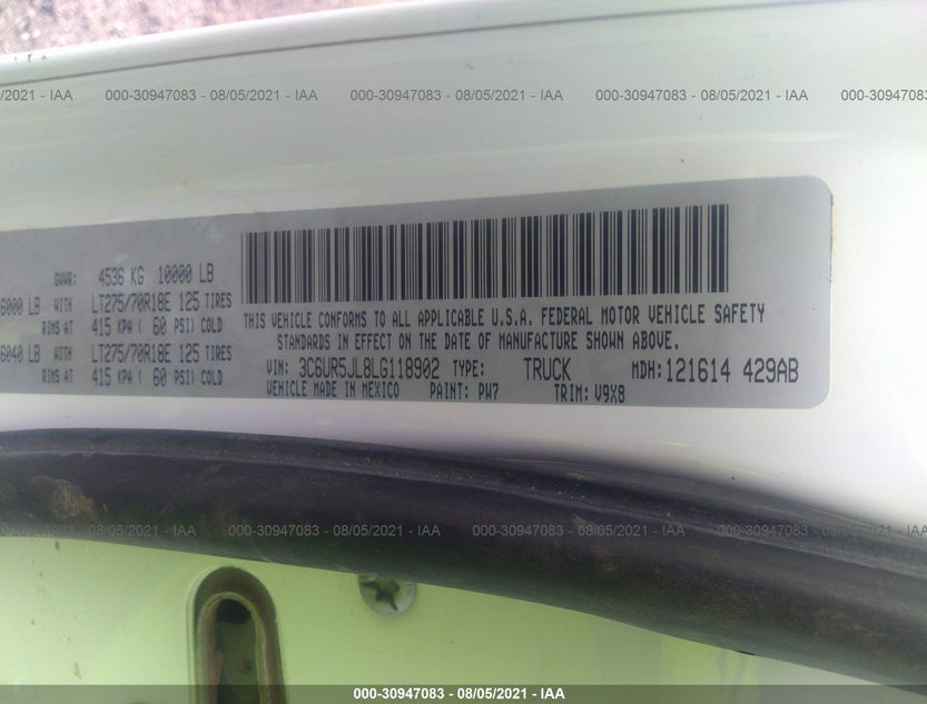 3C6UR5JL8LG118902