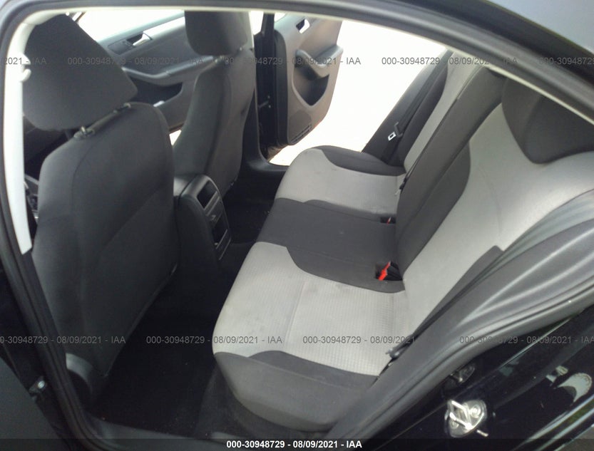 3VW2B7AJXJM235469