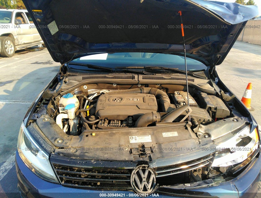 3VWD17AJ0EM400561