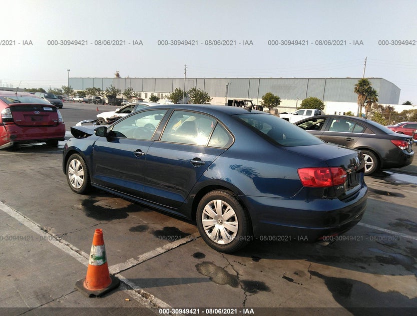3VWD17AJ0EM400561