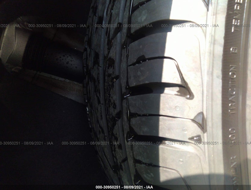 3VV2B7AX8MM112945
