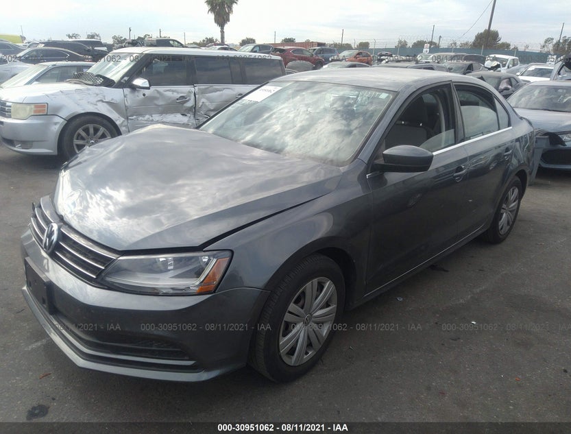 3VW2B7AJ4HM388956