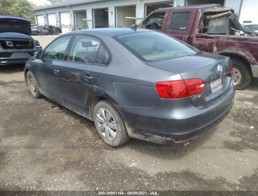 3VWD17AJ2EM225259