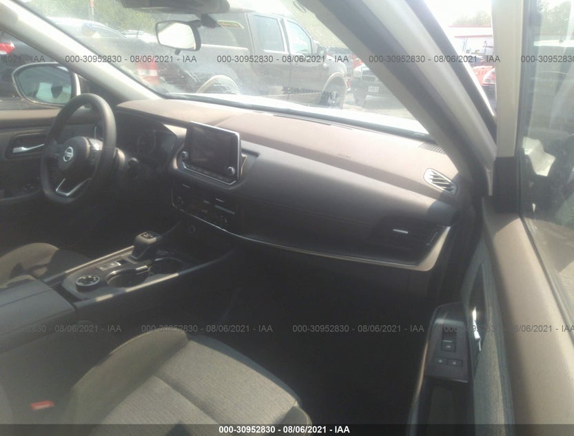 5N1AT3BB8MC725535