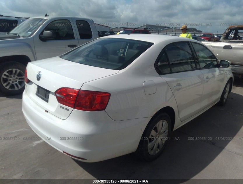 3VWDP7AJ8CM372696