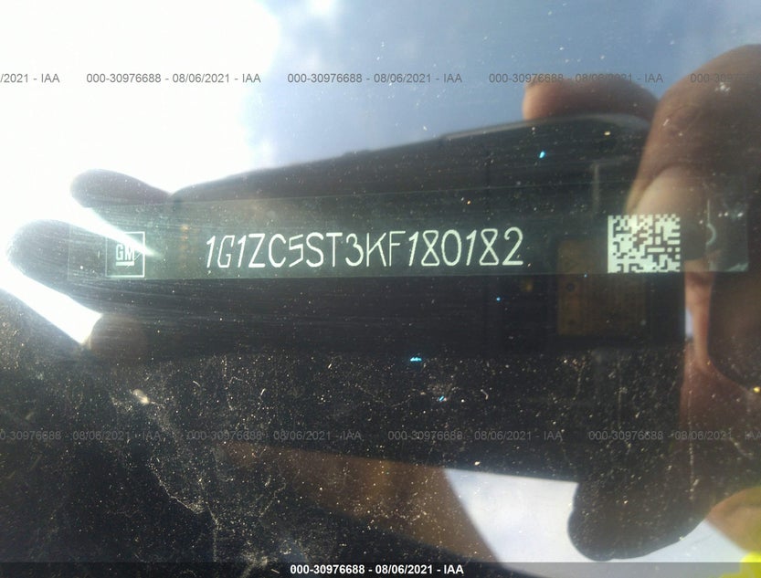 1G1ZC5ST3KF180182