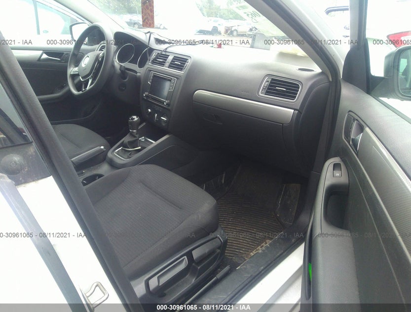 3VWB67AJ8GM264451
