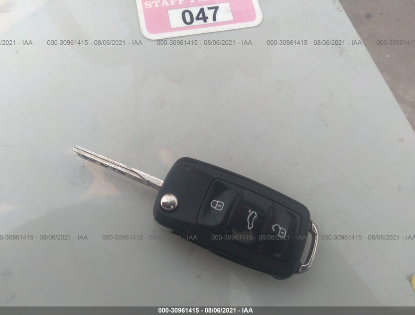 3VWDX7AJ2DM399975