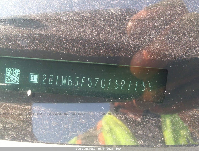 2G1WB5E37C1321135