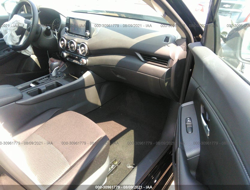 3N1AB8BV8MY270601