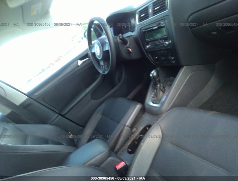3VWD17AJ3EM406516