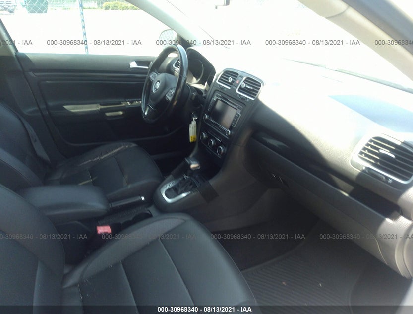 3VWPL7AJ0BM633682