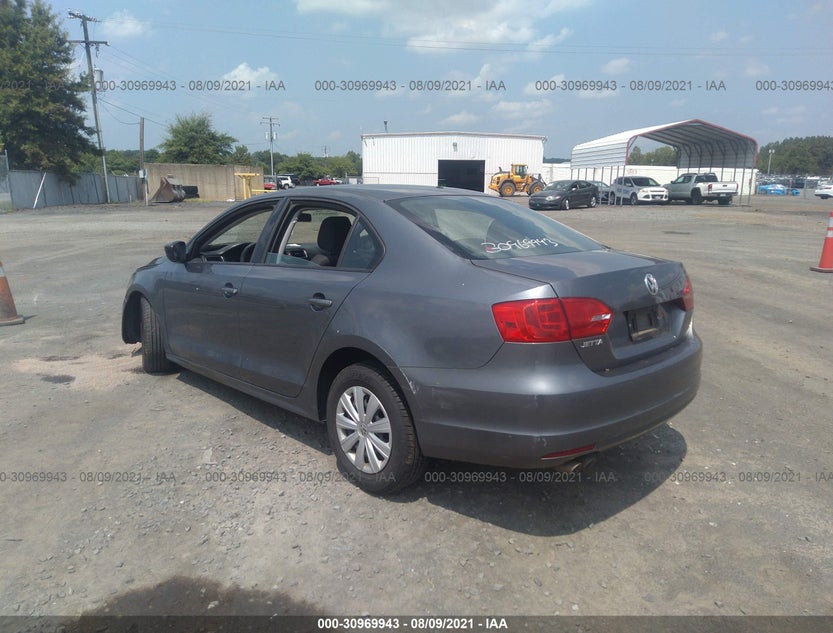 3VW2K7AJ5EM328048