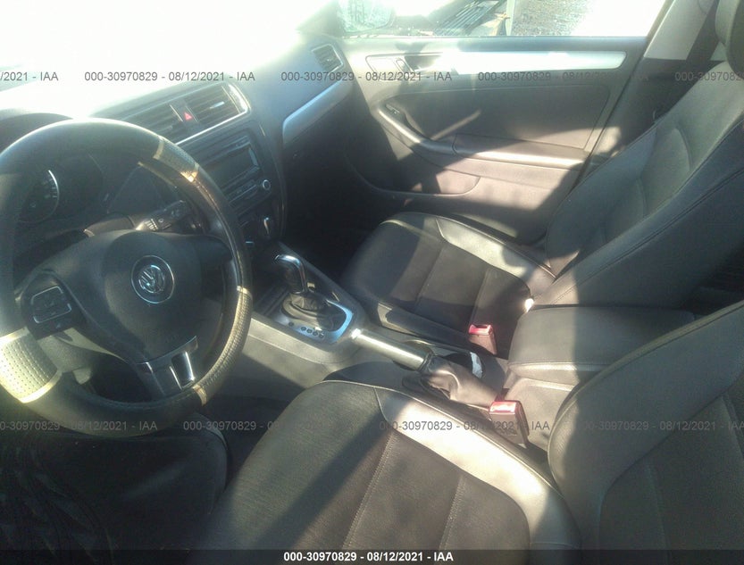 3VWLL7AJ2CM005722