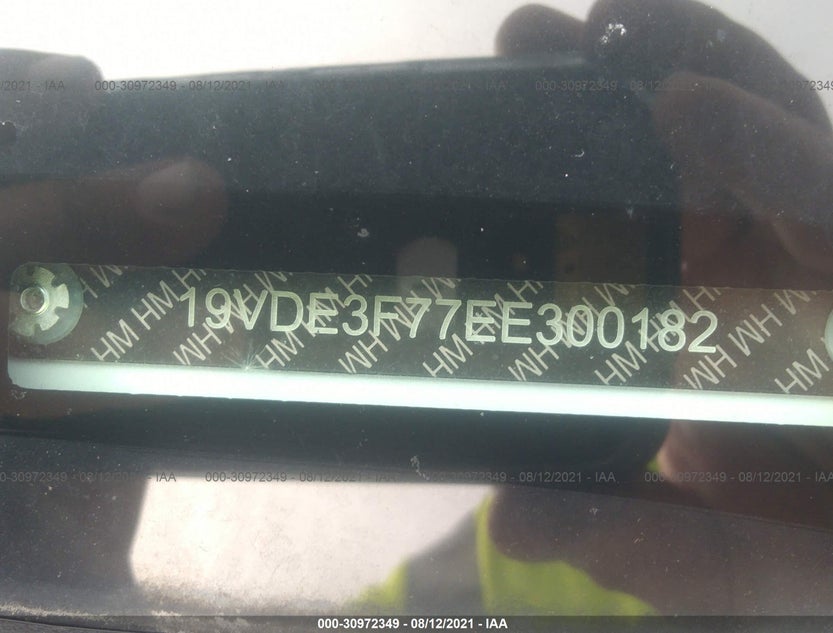 19VDE3F77EE300182