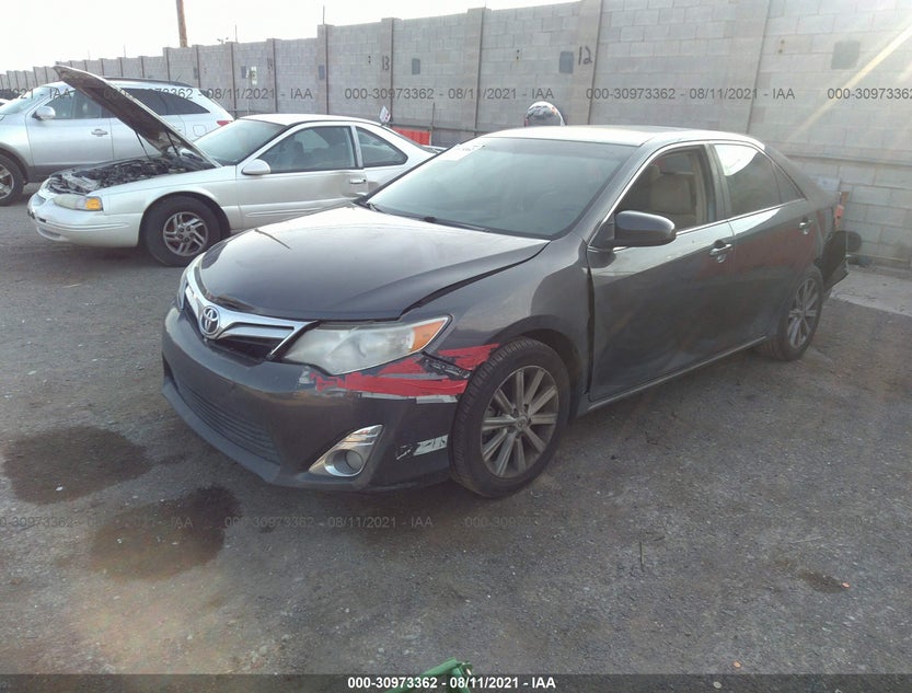 4T4BF1FK6CR207996