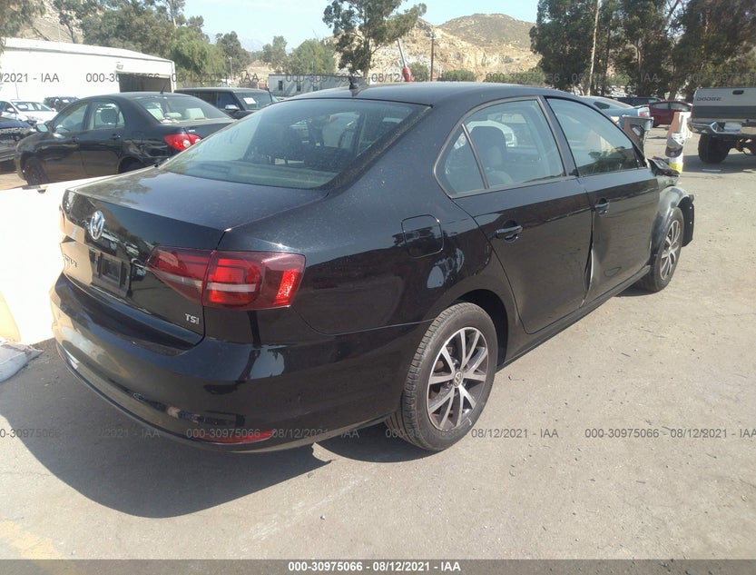 3VWD67AJ5GM351684