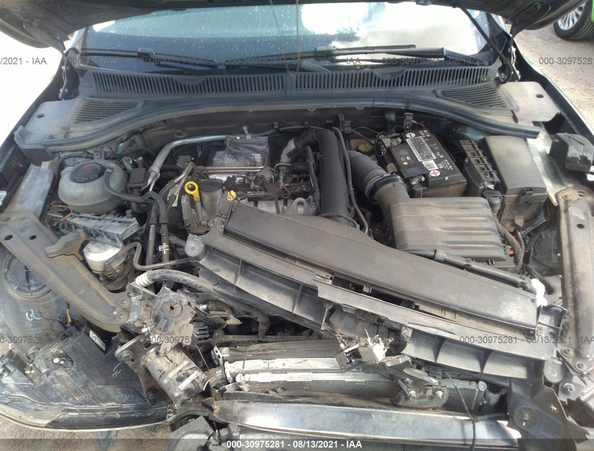 3VWCB7BU1KM164645