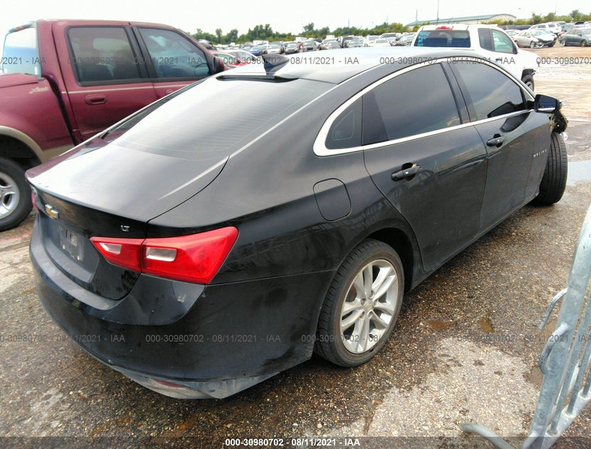 1G1ZD5ST9JF176200