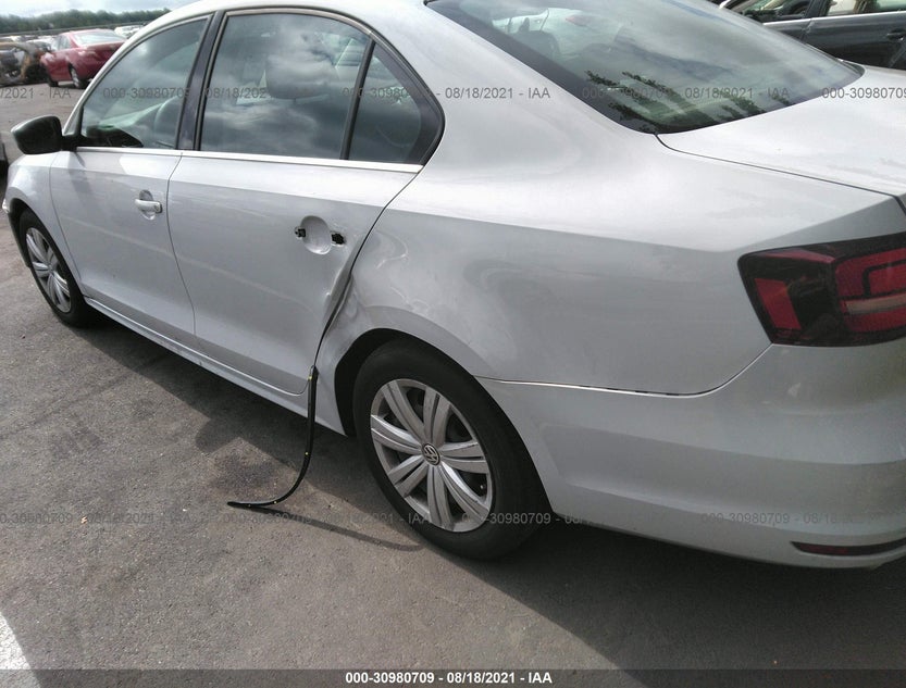 3VW2B7AJ6HM260783