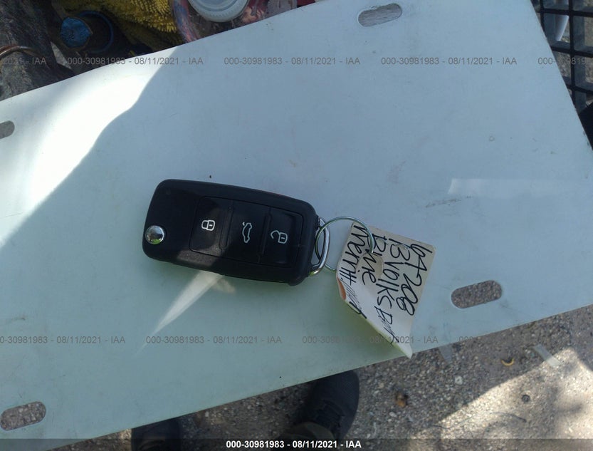 3VW5X7AT2DM803864