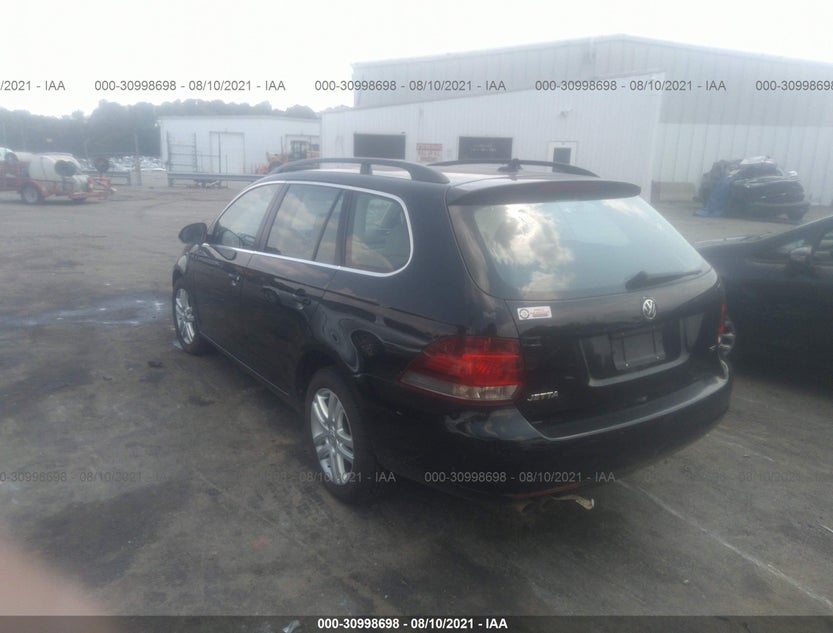 3VWPL7AJ8BM624731