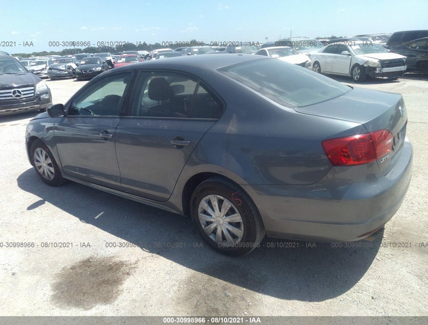 3VW2K7AJ8BM340660