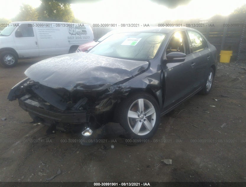 3VWLL7AJ2BM063862